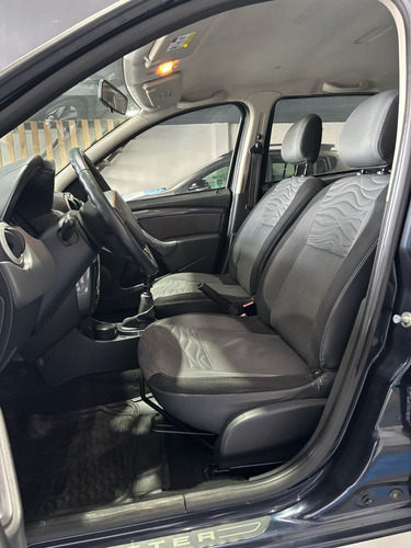 Renault Duster 2.0 4x2 Luxe Nav 138cv