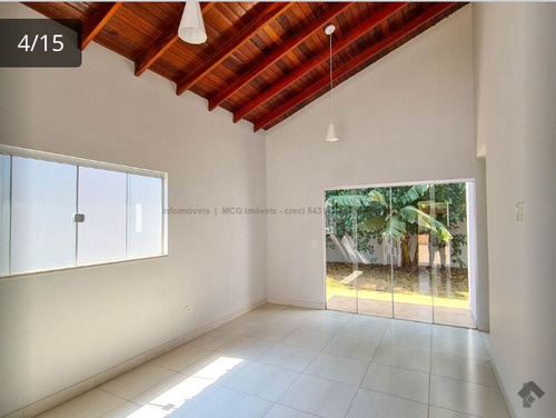 Casa Com 2 Suítes