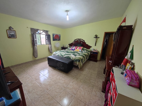Casa En Venta En Col. Iztaccihuatl De Dos Niveles Con Jardín.