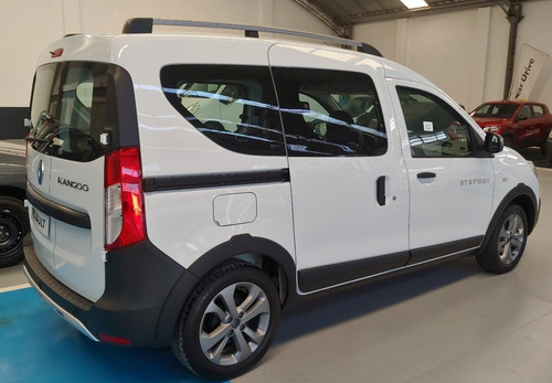 Imagen 5 de 8 de Kangoo Stepway 1.6 Sce 2022