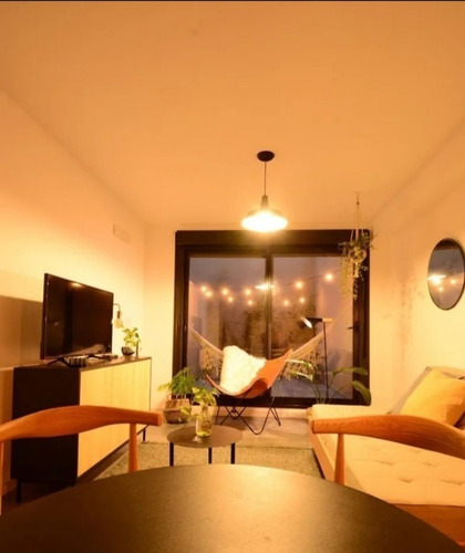 Imagen 8 de 13 de Monoambiente Venta Con Patio De Uso Exclusivo A Metros De Avenida!