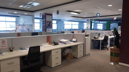 Imagen 5 de 8 de Oficina En Alquiler En Edificio Phillips - Saavedra - 936 M2 - Amoblada