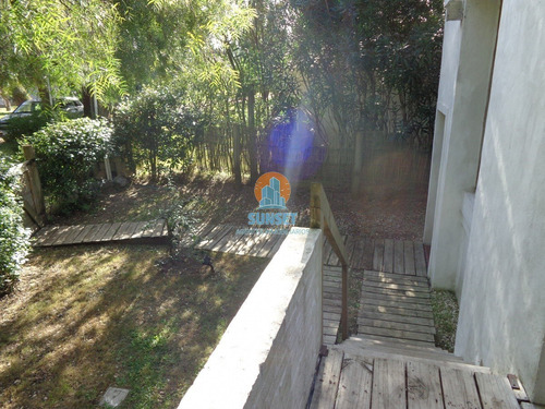 Punta Del Este Casa Con 3 Dormitorios A 400mts Del Mar- Ref: 180
