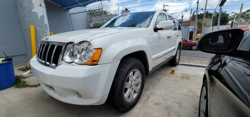 Imagen 1 de 10 de Jeep Grand Cherokee 2010 3.7 Laredo V6 Power Tech 4x2 Mt