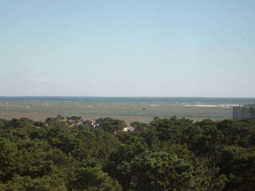 Venta De Apartamento 3 Dormitorios Roosevelt, Punta Del Este