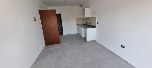 En Venta Palomar Departamento De 1 Ambiente Balcon F: 9206