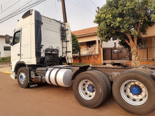 Imagem 3 de 10 de Volvo Fh Volvo
