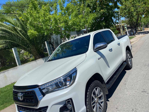 Toyota Hilux 2.8 Diésel Autom 4x4