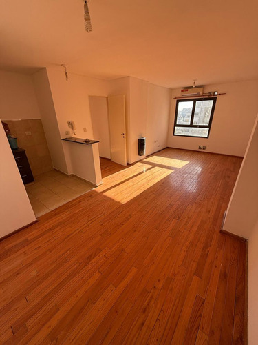 Departamento En Alquiler En Barrio General Paz, 1 Dormitorio