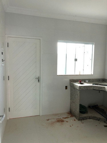 Imagem 11 de 17 de Ótima Casa Linear, De 03 Quartos, Sendo 01 Suíte, Sala Ampla Em Dois Ambientes, 01 Banheiro Social, Cozinha, Área De Serviço, E 02 Vagas De Garagens. - 863 - 69399334