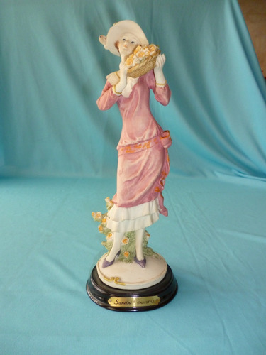 Figura Decorativa Ceramica Mujer Con Flores Santini