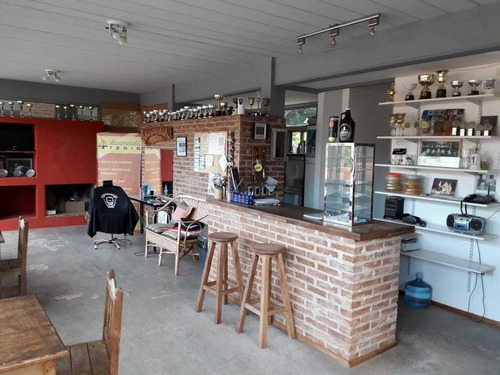 Club De Tenis En Venta. La Plata