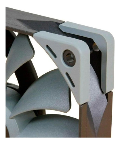 El enfriador de gabinete Scythe Kaze Flex, 120 mm, 2000 rpm, LED fuerte, no tiene