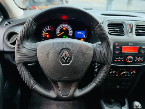 Renault Logan 1.6 Automático version Life+ A.A