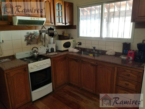 Chalet Céntrico En Venta 5 Ambientes. Excelente! - Ituzaingó