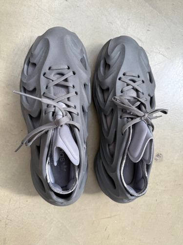 Zapatillas Adidas Adifom Q Gris