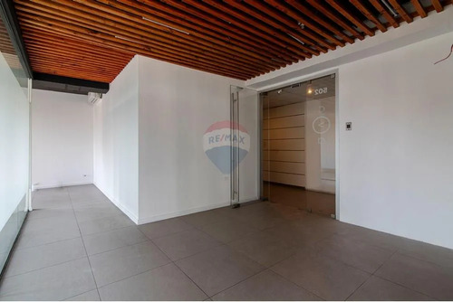 Of. Planta Libre 104,64 Mts2 Metro P. De Valdivia