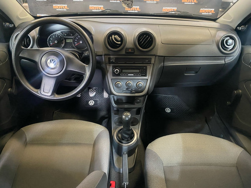 Volkswagen Voyage 1.6 Comfortline 101cv