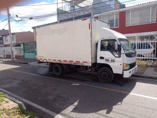 Furgón 5 Toneladas, Freno Aire, Diesel , Recibo Vehículo