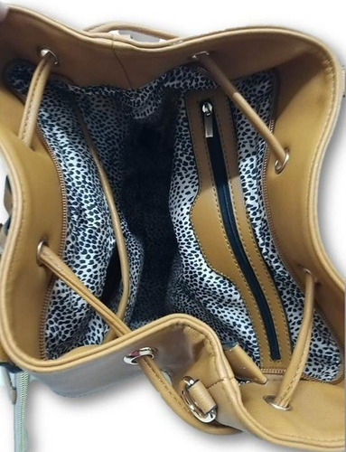 Imagen 4 de 5 de Bolso De Dama Con Muñequera Con Correa Café / Beige 476y6