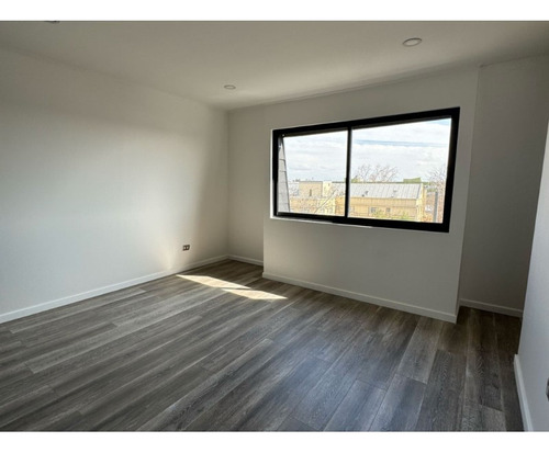 Duplex 4d+2b+1e En Urbanización Privada El Bosque