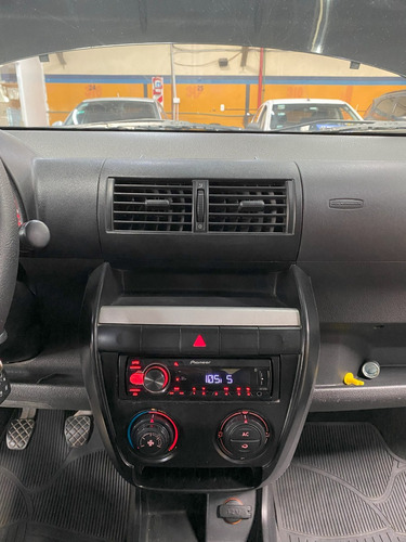 Volkswagen Fox 1.6 Comfortline