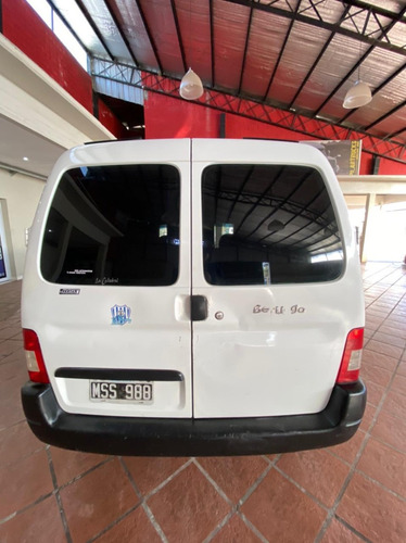 Imagen 4 de 12 de Citroen Berlingo Furgon Mixto 1.4 Manual 2013