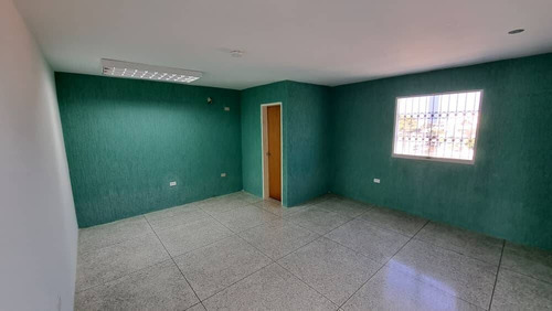 Venta Edificio Comercial A Estrenar - Puerto Cabello