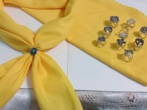 Pañuelo Tela Amarillo De Cuello 75 Cms Con Pasapañuelo