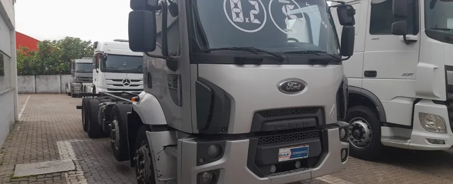 Ford Cargo 2429 8x2 2014/2015 Bi-truck*