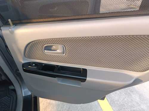 Imagen 11 de 12 de Kia Rio Stykus Ls