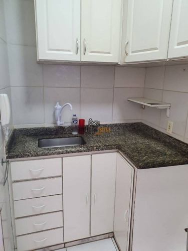 Imagem 14 de 16 de Apartamento À Venda No Embaré - Praia - Com Sacada - Piso Frio!