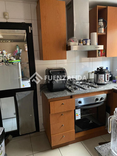 Casa En Venta De 4 Dorm. En La Florida