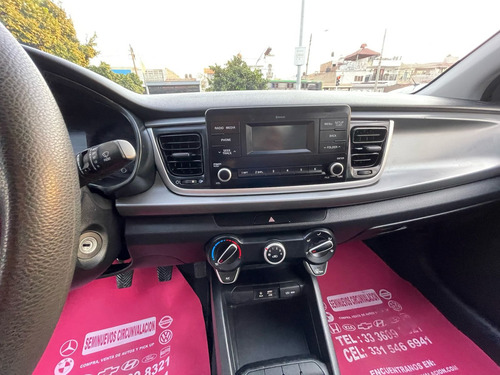 Kia Rio 1.6 Lx Sedan Mt