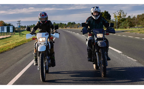 Moto Suzuki Dr 650 - 2025