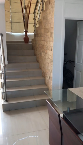 Imagen 7 de 14 de Doris Acosta 04144280153 Vende Th Belmonti Villas San Diego