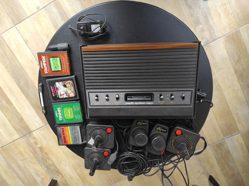 Atari Modelo Cx-2600 Video Juego Clasico