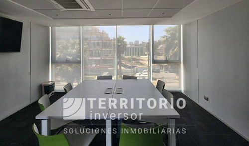 Imagen 13 de 18 de Se Vende Amplia Oficina En Av. Borgoño