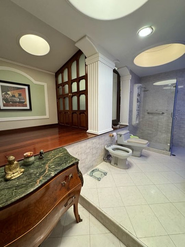 Casa En Venta 1.026 M2 - Urb. Alto Prado
