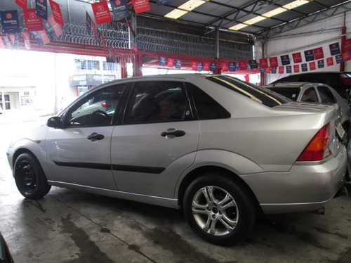 Ford Focus Ghia 2.0 Lfc 2002