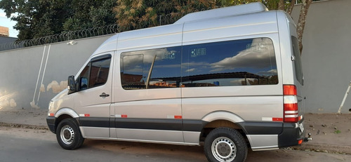 Mercedes Benz Sprinter 415 (executiva) 16 Lugares