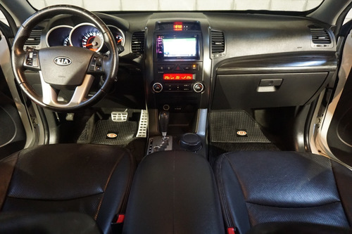 Imagen 13 de 15 de Kia Sorento Ex 2.4l 4x2 6at 3filas -carhaus