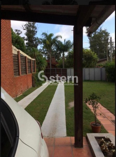 Casa En Venta Jardines De Córdoba 2 Dormitorios Y Medio - Ref: 994