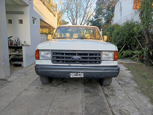 Ford F-100 4.9i