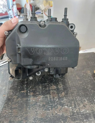 Bomba De Arla Denoxtronic 2.2 Para Volvo Fh4 2015 A 2023 E5 (Recondicionado)