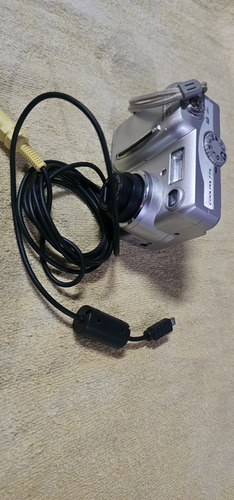 Camara Digital Nikon E775 Gris