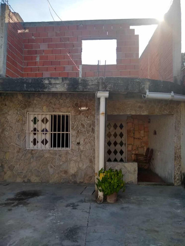 Casa En Venta Barrio Dr José Gregorio Hernández Ag7856