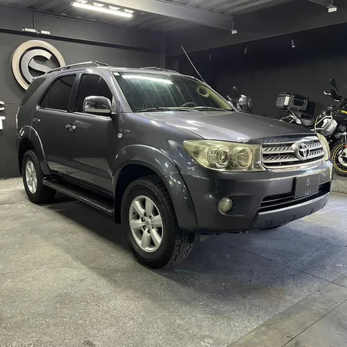 Toyota Fortuner 2.7l