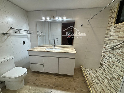 Casa En Venta Carlos Silva Vildosola