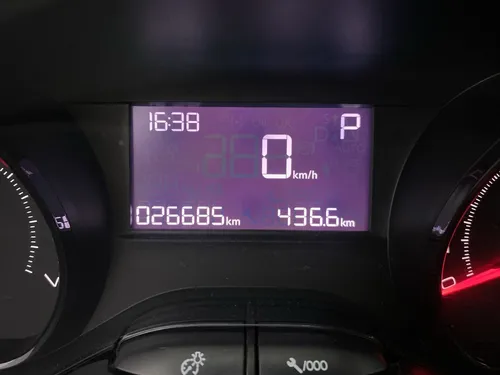 Peugeot 2008 Style At 1.6